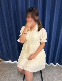 結衣/ゆいの小さい写真1枚目